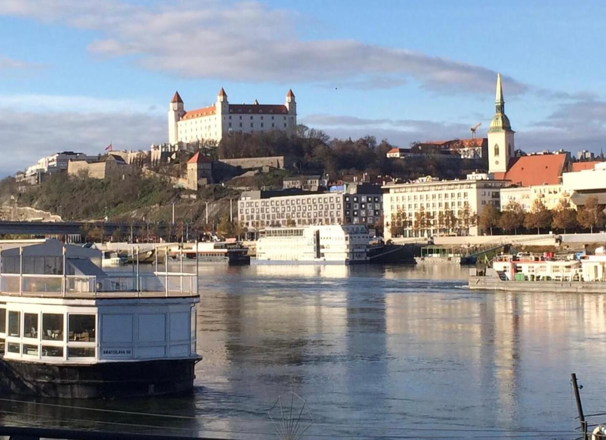 Nice Flat Under The Castle Bratislava Exterior photo